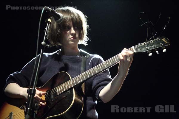 JOANNE ROBERTSON - 2008-04-23 - PARIS - Point Ephemere - 